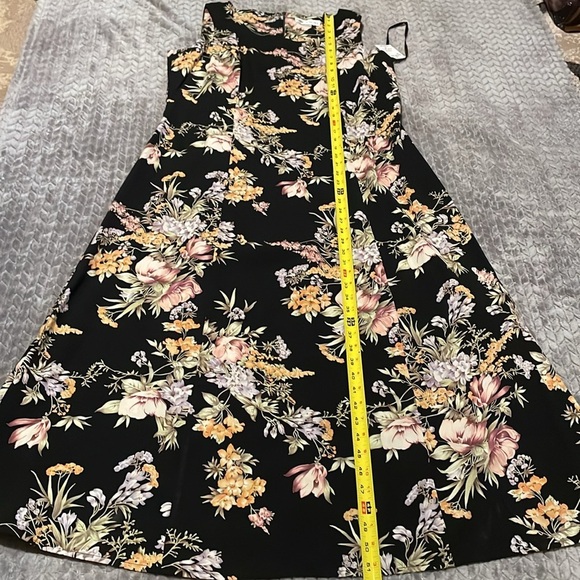 NWT Danny & Nicole 2 Piece Blazer and Maxi Dress. Size 18. - Picture 11 of 16